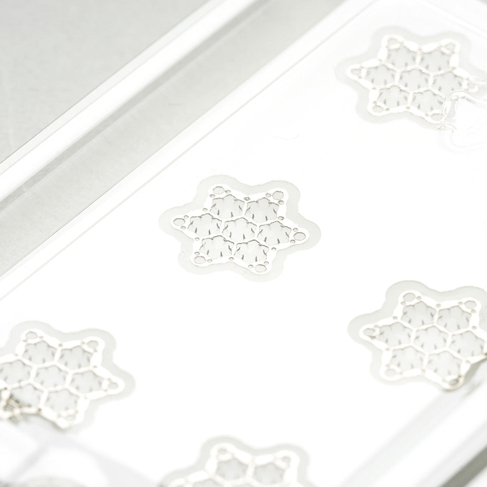 LALARECIPE Trouble Spot Patch — гідроколоїдні патчі шестикутної форми крупним планом