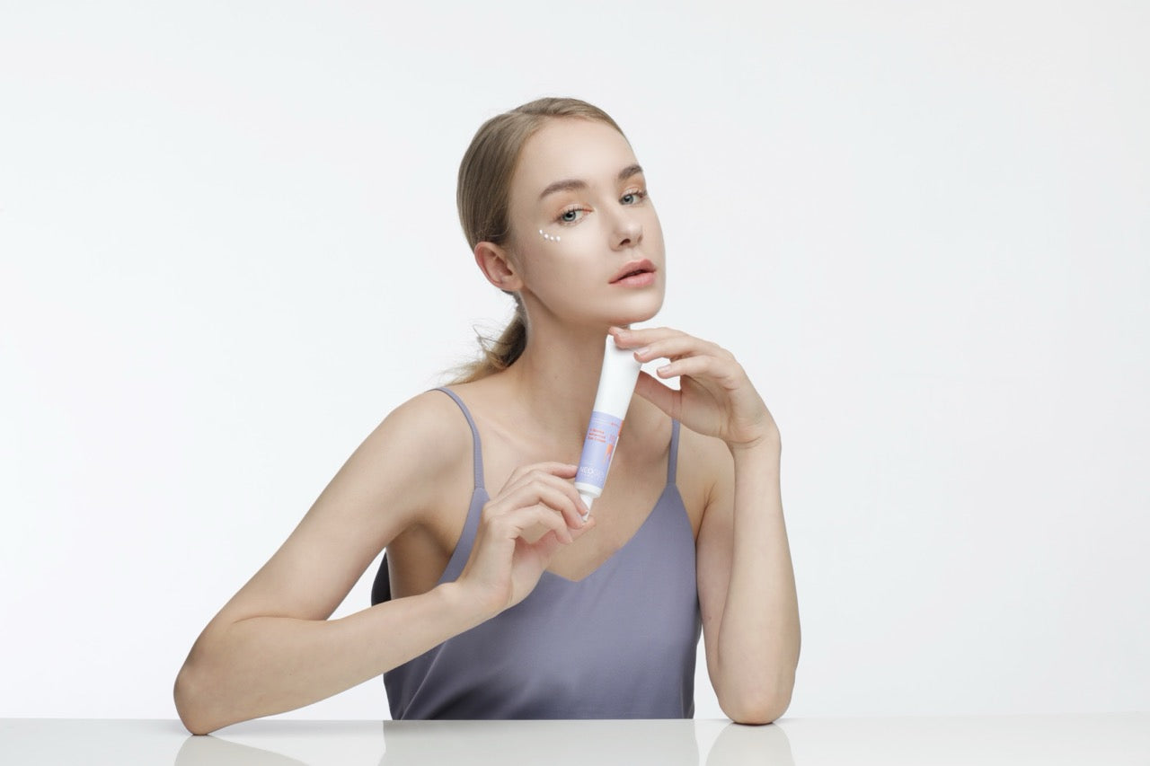 NEOGEN Крем для шкіри навколо очей з пептидами та пробіотиками, 35