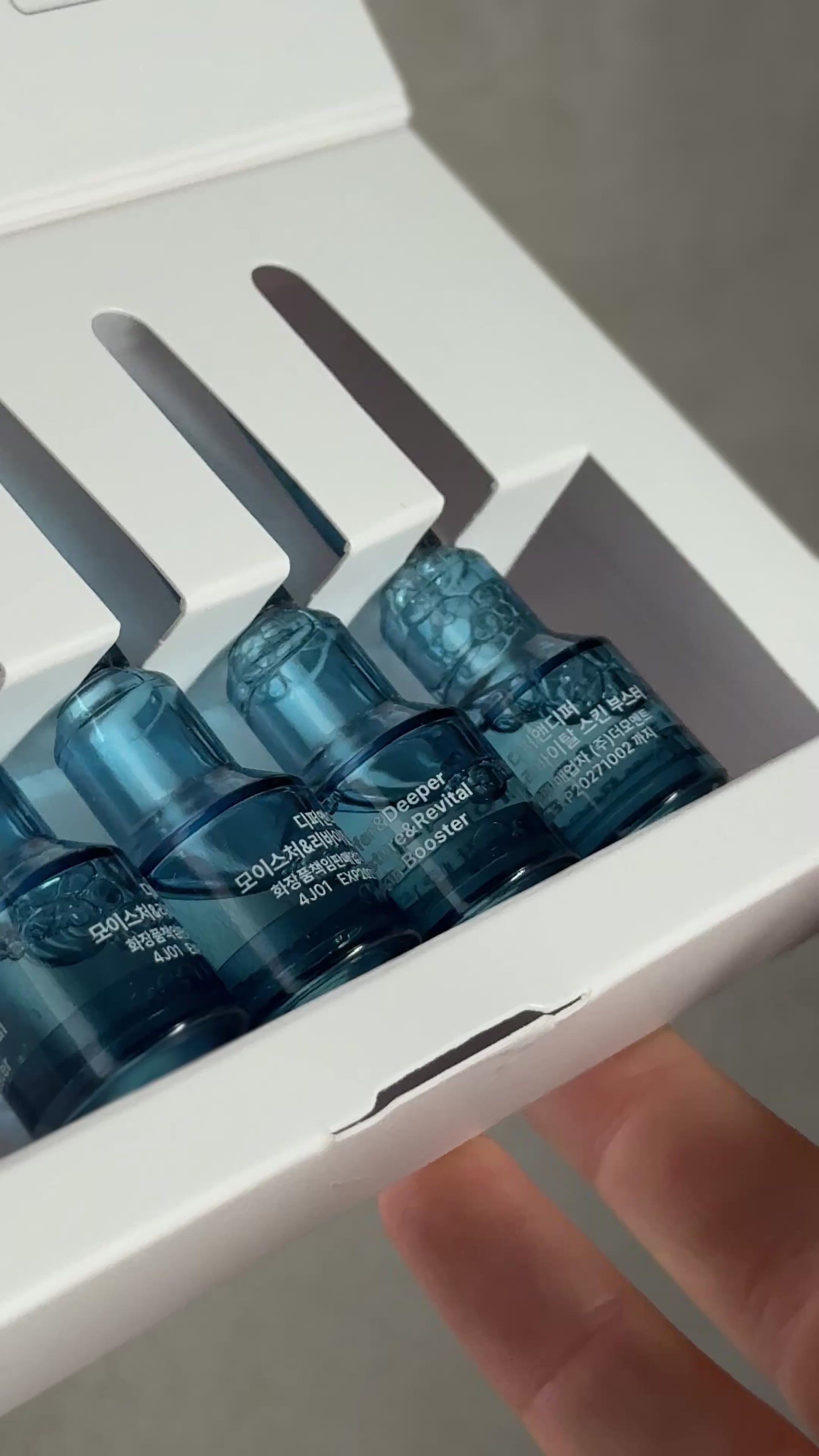 ブースター・導入液 Aqua Skin 2 bottles set Differ & Deeper Інтенсивний бустер для зволоження та регенерації