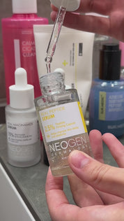 Neogen  Антивікова сироватка з пептидами та ніацинамідом, 30 мл - Neogen  Real Peptide Serum