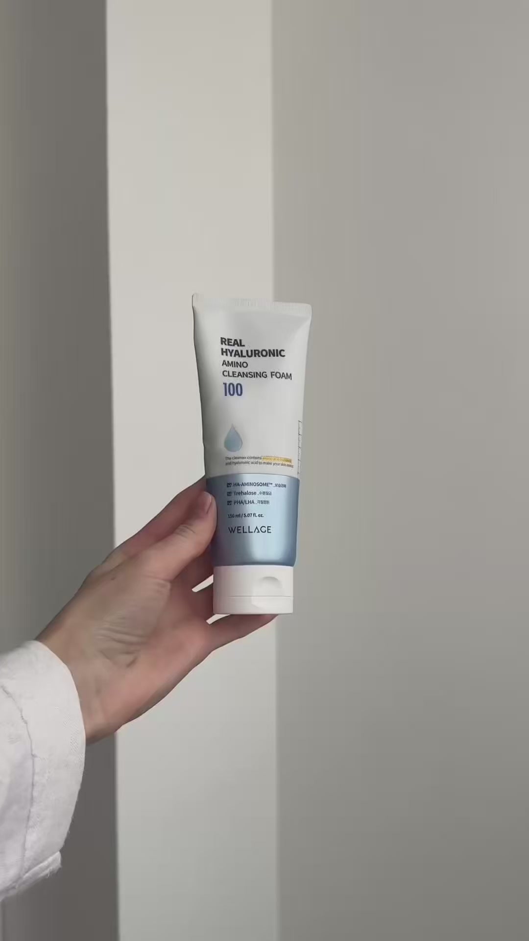 Wellage Пінка для вмивання з гіалуроновою кислотою, 150 мл – Wellage Real Hyaluronic Amino Cleansing Foam